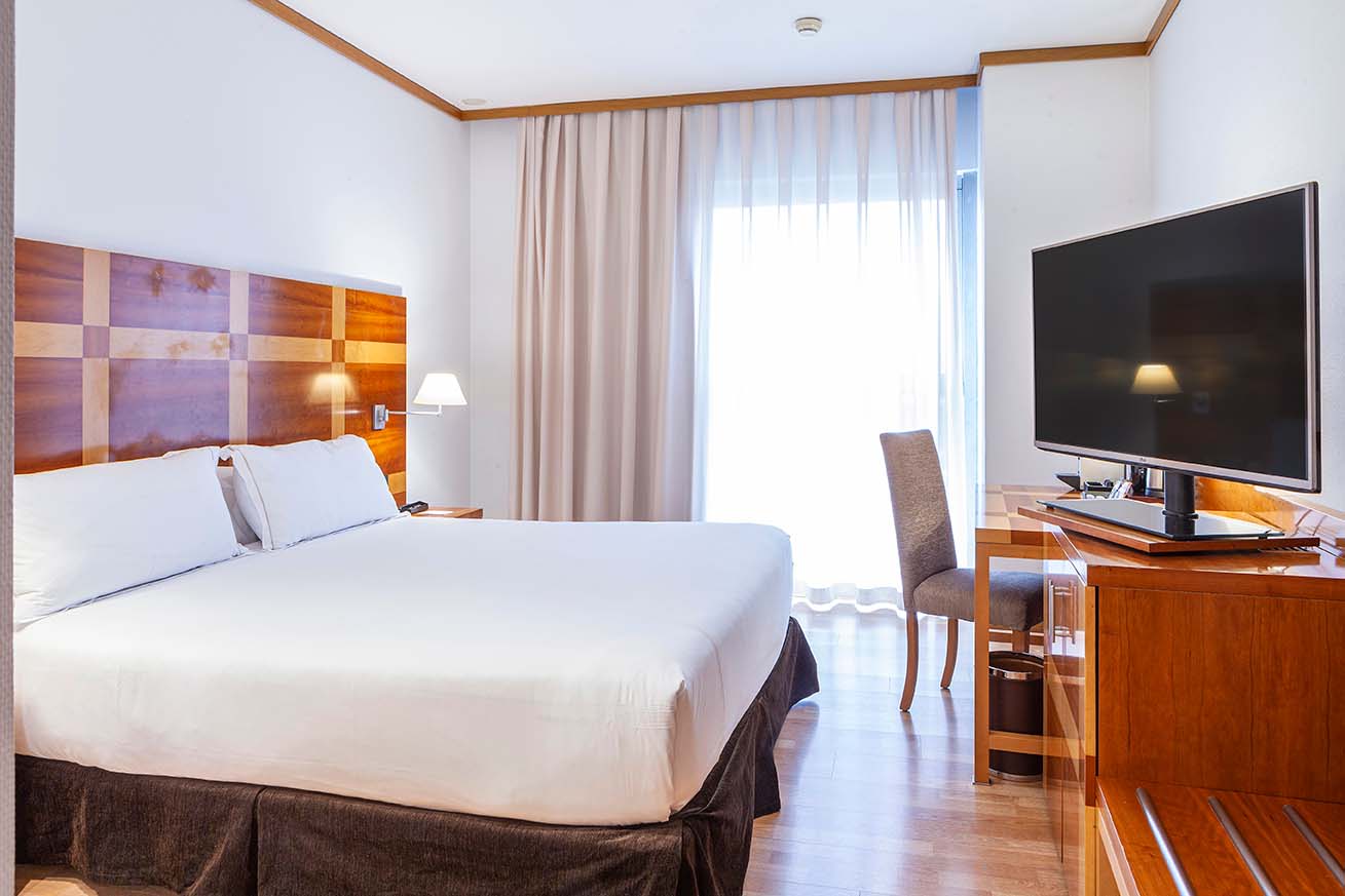 Senator Parque Central Hotel
