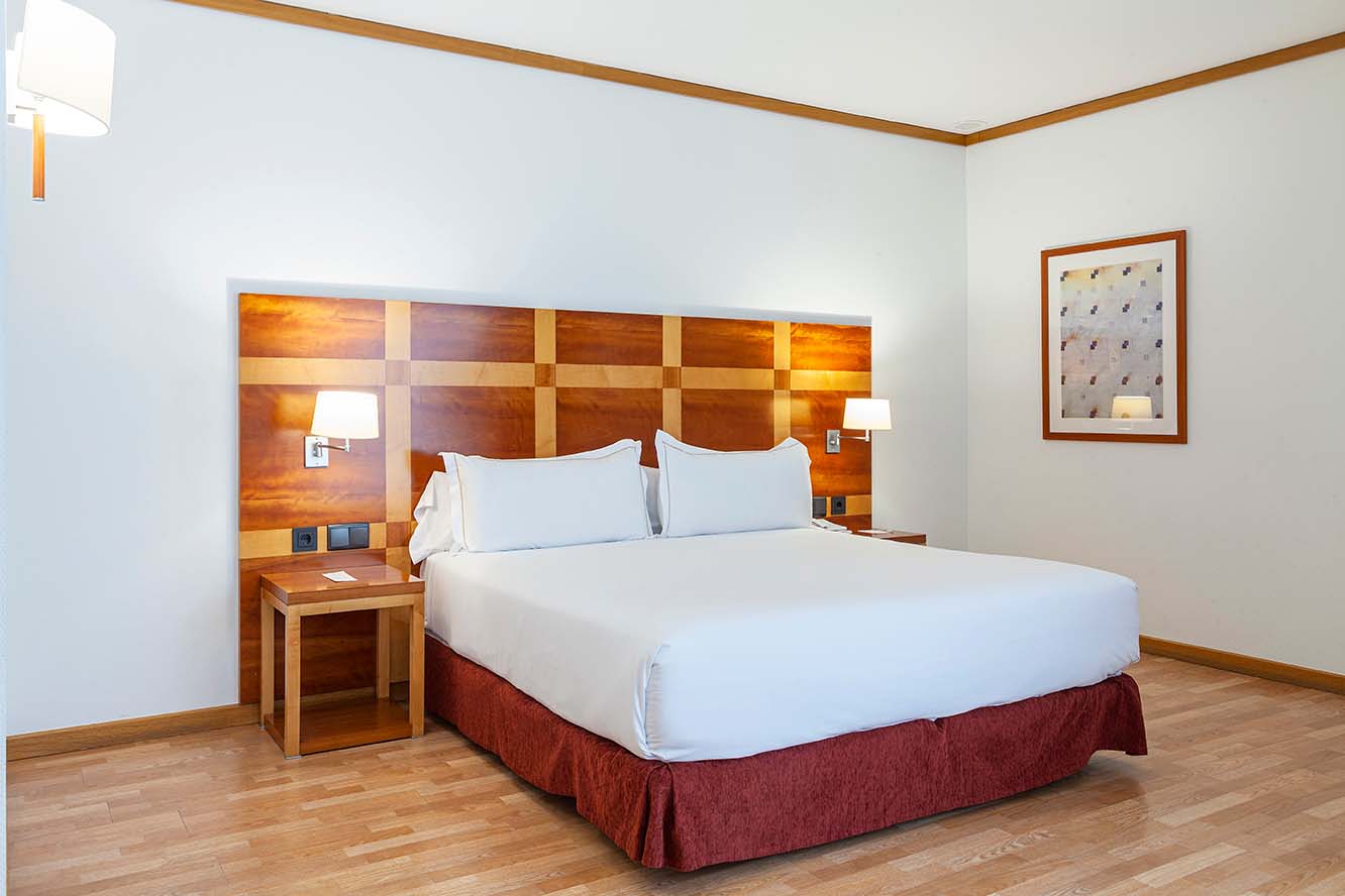 Senator Parque Central Hotel