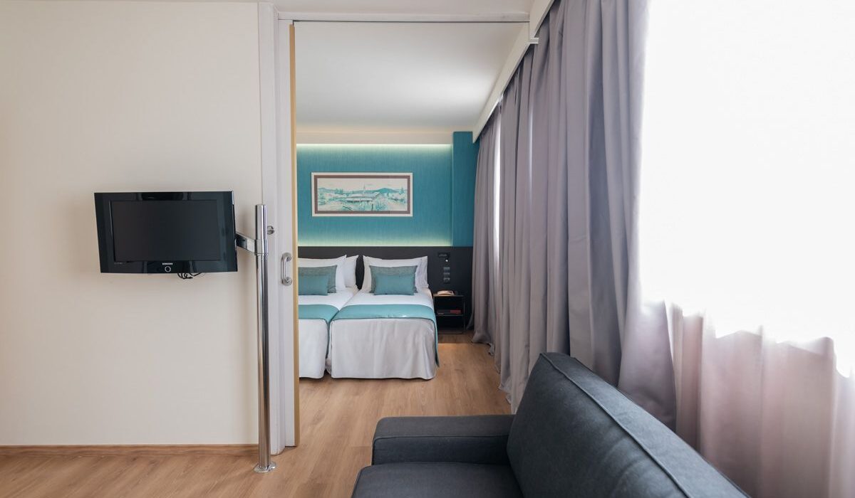 Atenea Barcelona Aparthotel