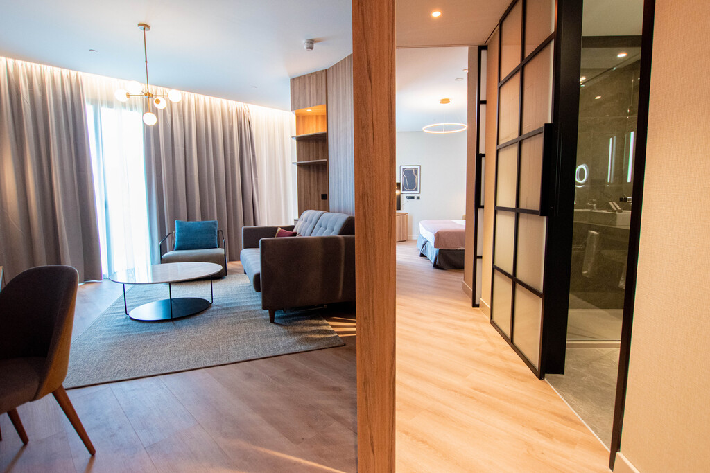 Hotel Giralda Center