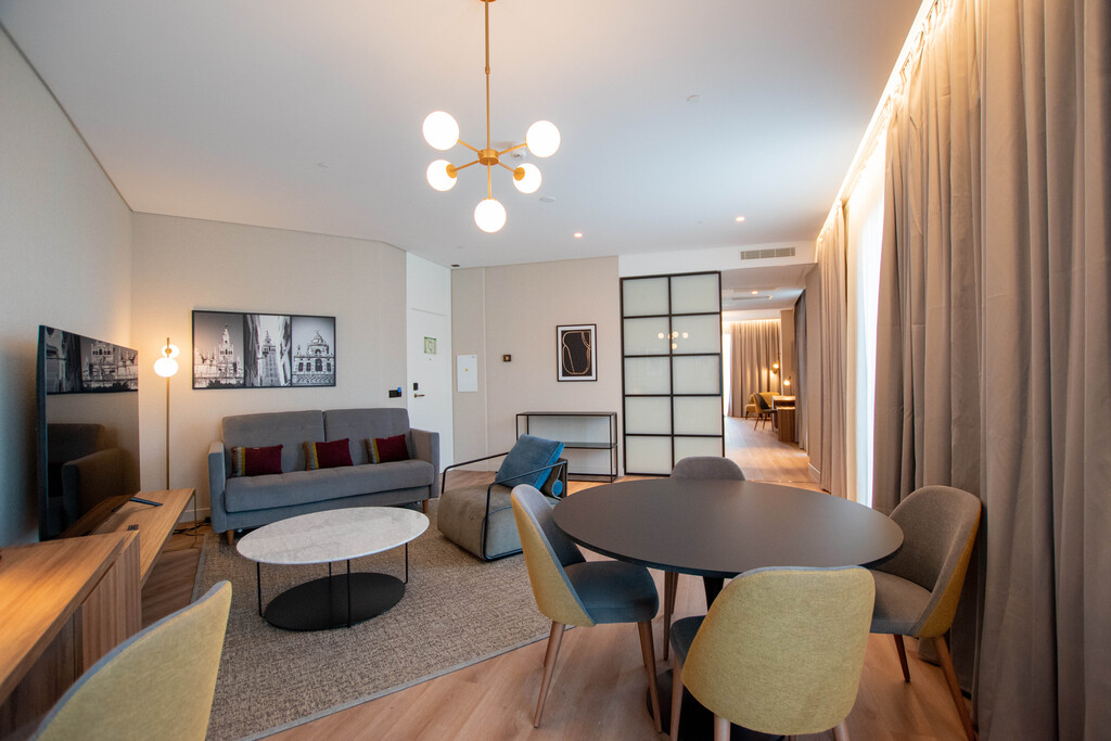 Hotel Giralda Center