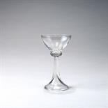 Benedikt von Poschinger, Oberzwieselau  Likörglas 'Menzel', 1900  H. 9,4 cm. Farbloses Glas,