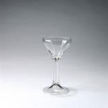 Benedikt von Poschinger, Oberzwieselau  Südweinglas 'Menzel', 1900  H. 12,7 cm. Farbloses Glas,