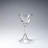 Benedikt von Poschinger, Oberzwieselau  Weißweinglas 'Menzel', 1900  H. 14,8 cm. Farbloses Glas,