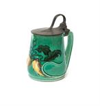 Villeroy & Boch, Mettlach  Bierseidel 'Radi', 1900  H. 16 cm. Ausführung für Vereinigte Werkstätten,