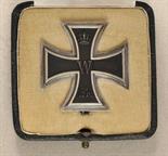 Prussia  Iron Cross, 1914, 1. class, in box.  Blackened iron core, silver frame, on pin; in box.