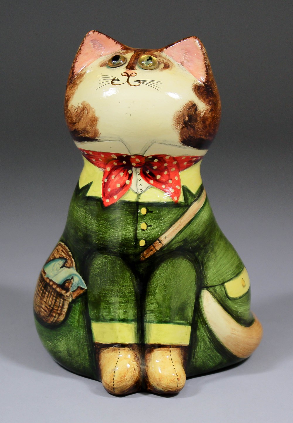 Joan and David De Bethel (of Rye, Sussex) Papiermache cat with