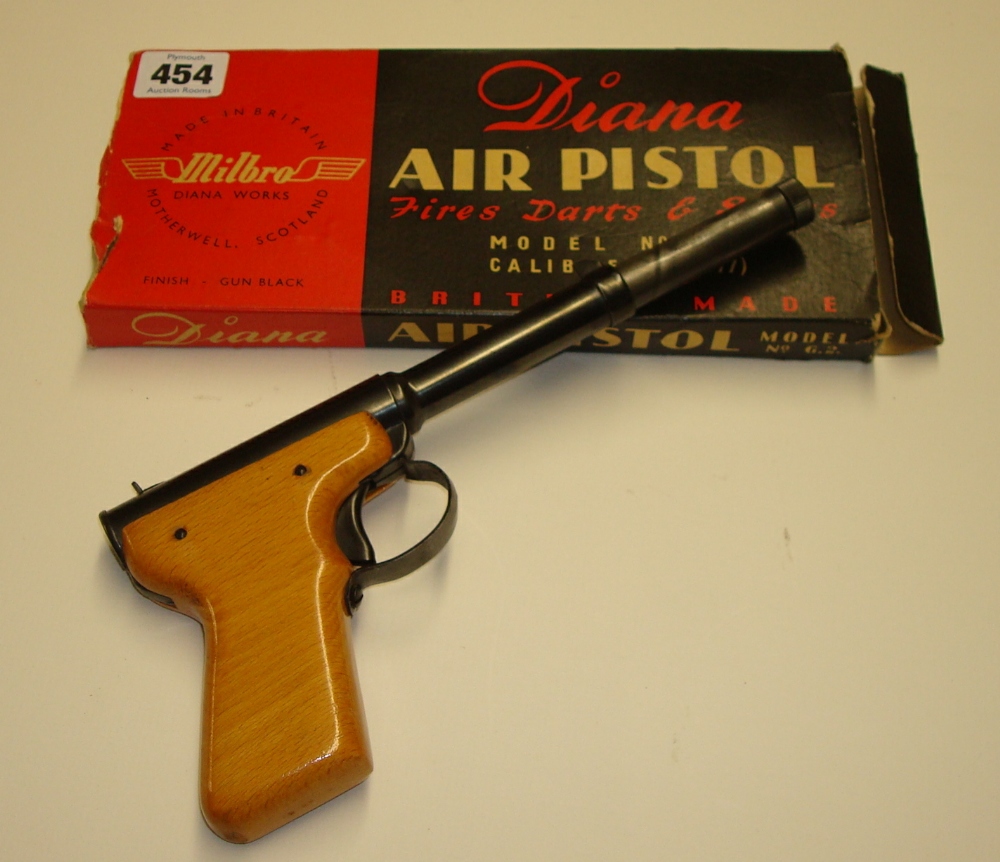 Diana air pistol model No G2 Calibre point one in original box