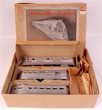 american flyer zephyr narrow gauge silver boxed set comprising loco american flyer zephyr