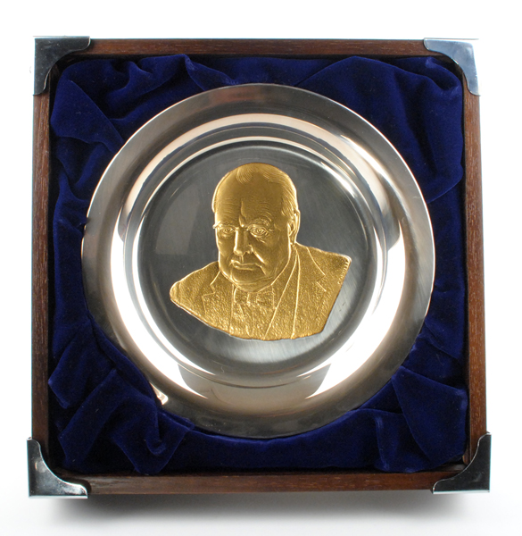 1974 Churchill Centenary Trust commemorative silver plate A sterling silver with gold commemorat