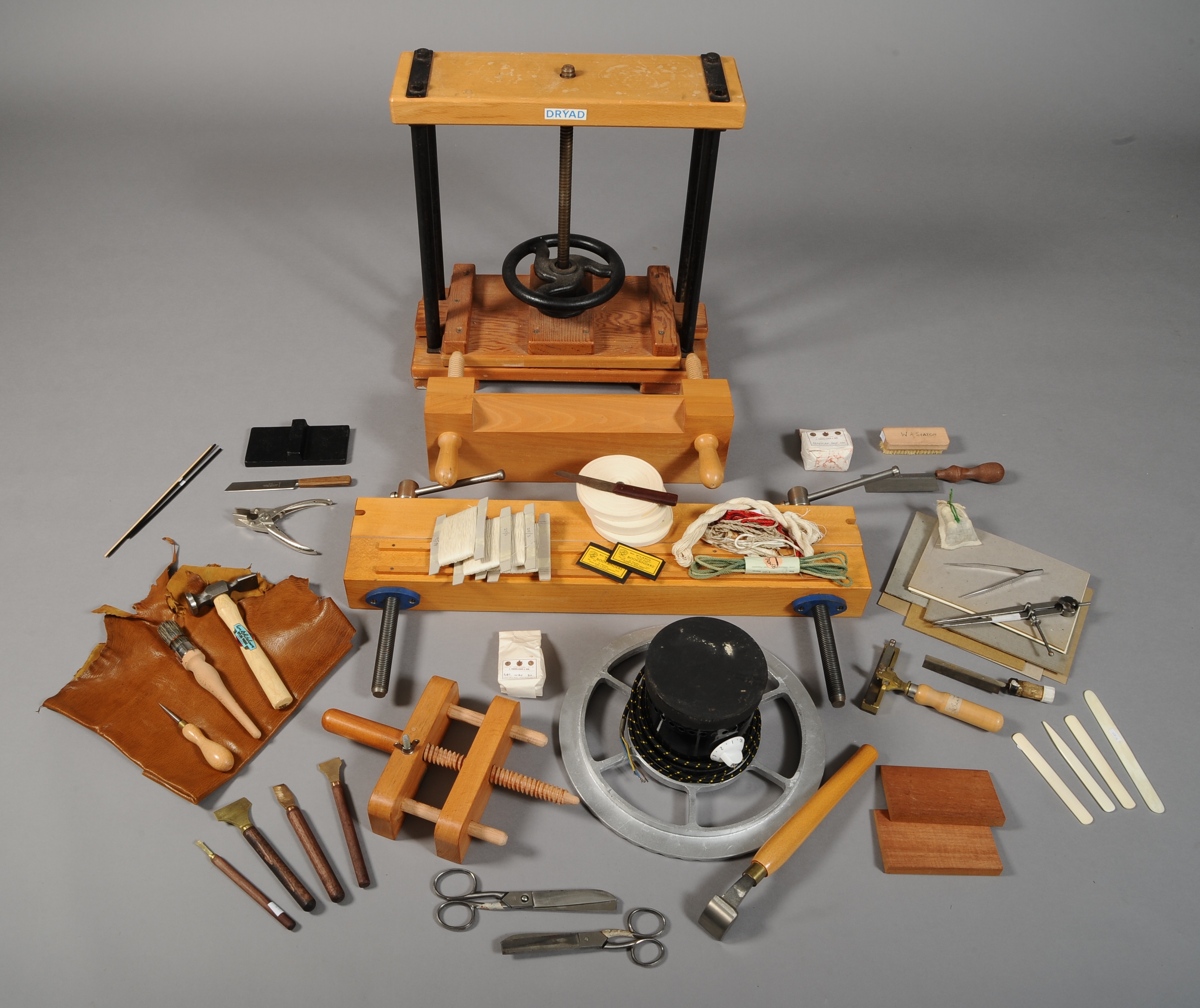 A COMPREHENSIVE COLLECTION OF BOOKBINDING EQUIPMENT, INCLUDING Dryad