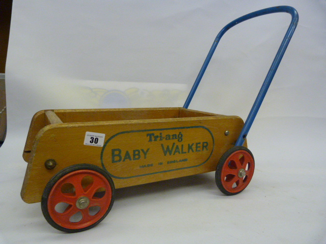 triang baby walker