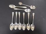 Set of six George V silver teaspoons and three others, 4 oz