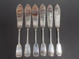 Set of six silver fiddle pattern fish knives, maker C.W.F, Sheffield 1938, 10 oz approx.