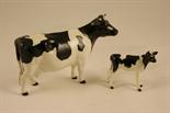 Beswick Friesian cow Champion Claybury Leegwater (1362A), designed by Arthur Gredington, finished