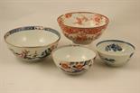 Chinese blue and white export bowl, late Qianlong (1736-95), decorated with a walk in the garden