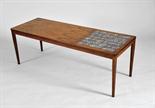 Mesa de frente de sofá pau-santo e folheado de pau-santo tampo com painel de azulejos dinamarquesa