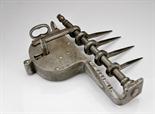 A door Padlock, iron, Portuguese, 17th C., unoriginal key Dim. - 17 x 29 x 5,5 cm