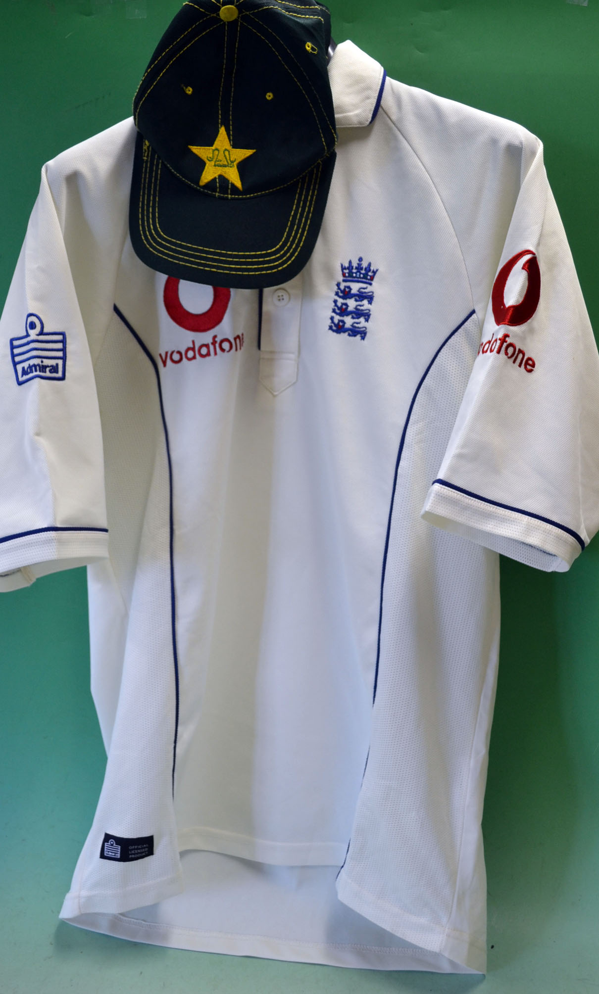1 x Official England Cricket Shirt - given to Qasim Omar by Wasim Raja of Pakistan t/w a Pakistan