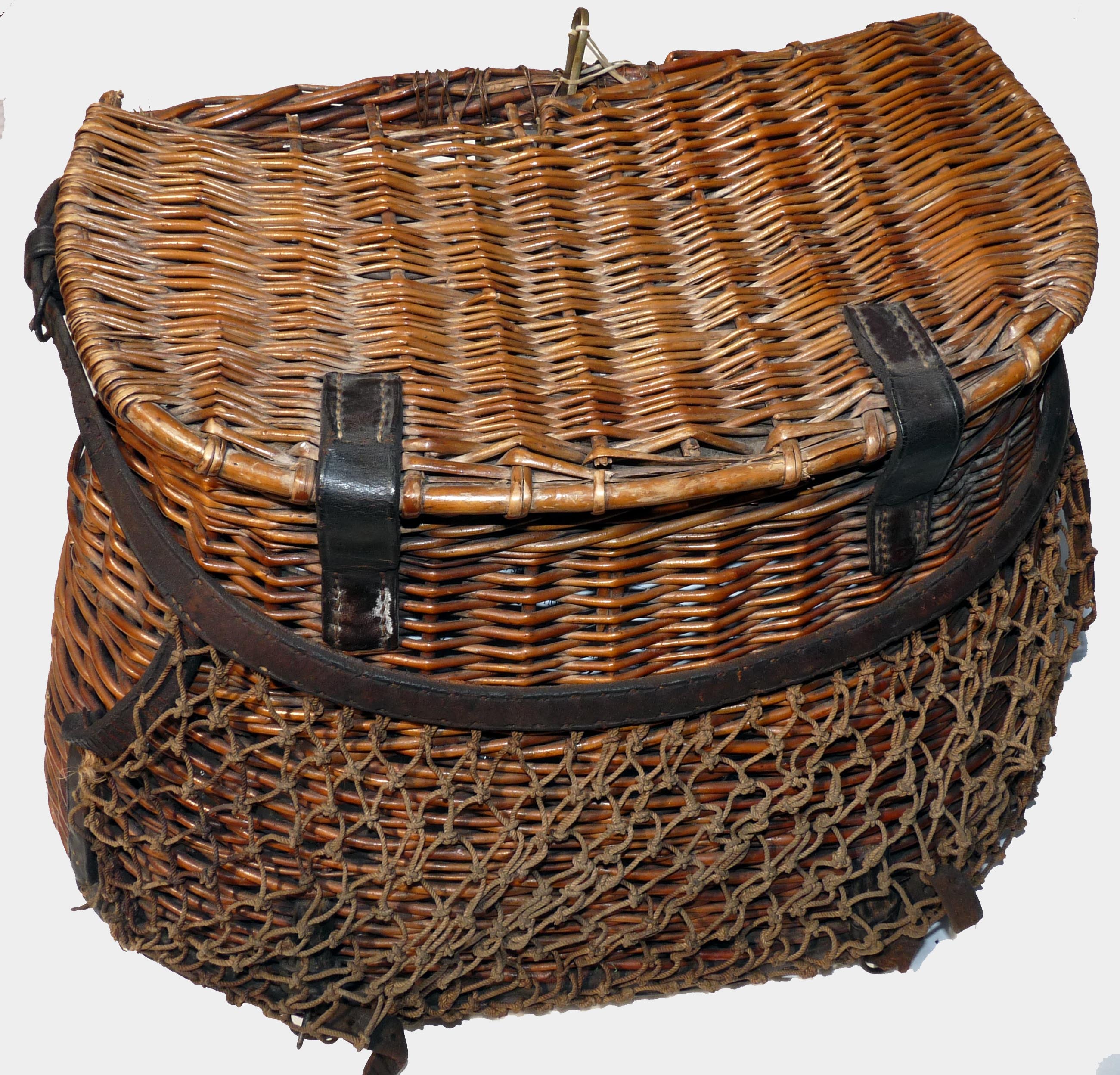 CREEL Hardy “The Perfect Creel” willow fly fishing basket with reverse