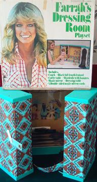 1977 Mego Corp Farrah`s (Bionic Woman) Dressing Room Play set: Includes Couch, Black full length