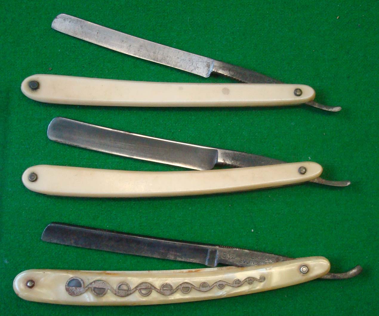 Cut Throat Razors: To include 3 examples Ornate design Merx & Co, Le Grelot, Double Point (3)