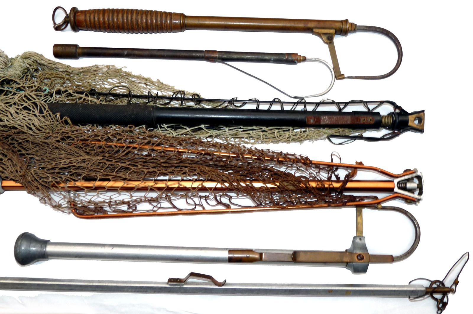 ACCESSORIES (6): Collection of 6 vintage gaffs and landing nets incl. an A. Carter South Moulton