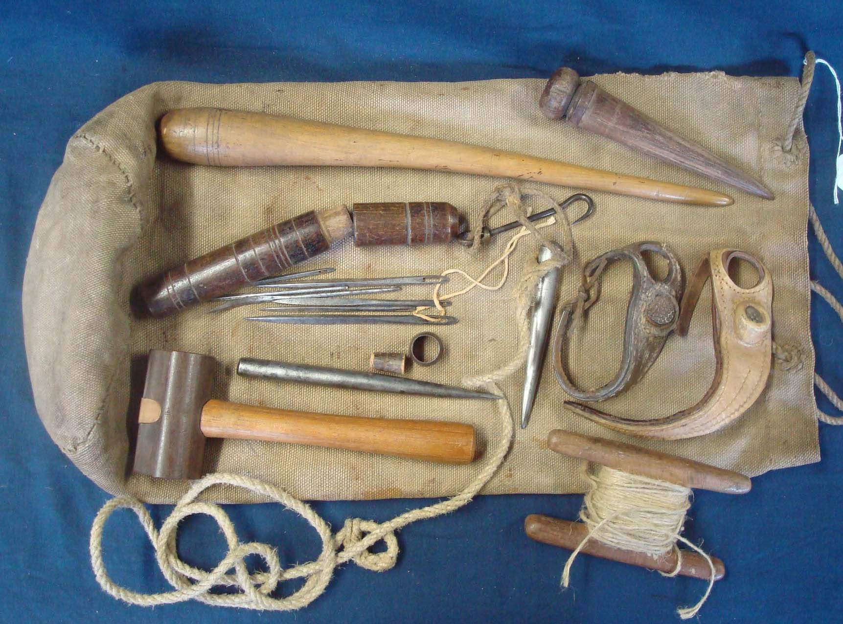 Vintage Sail makers Sewing Thread & Needle Kit Comprising of 2 Sail