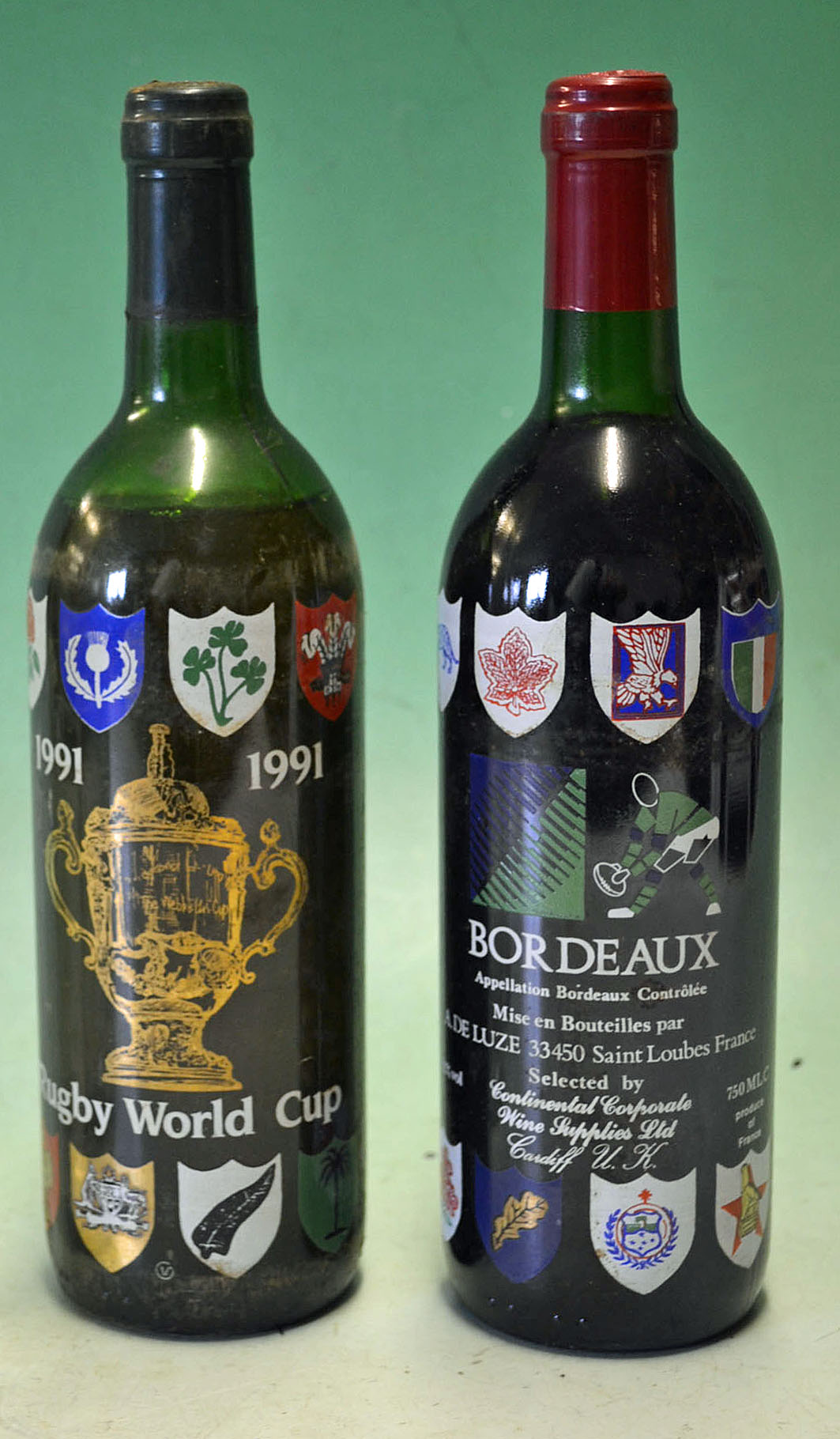 1991 Rugby World Cup official commemorative wine comprising 2x