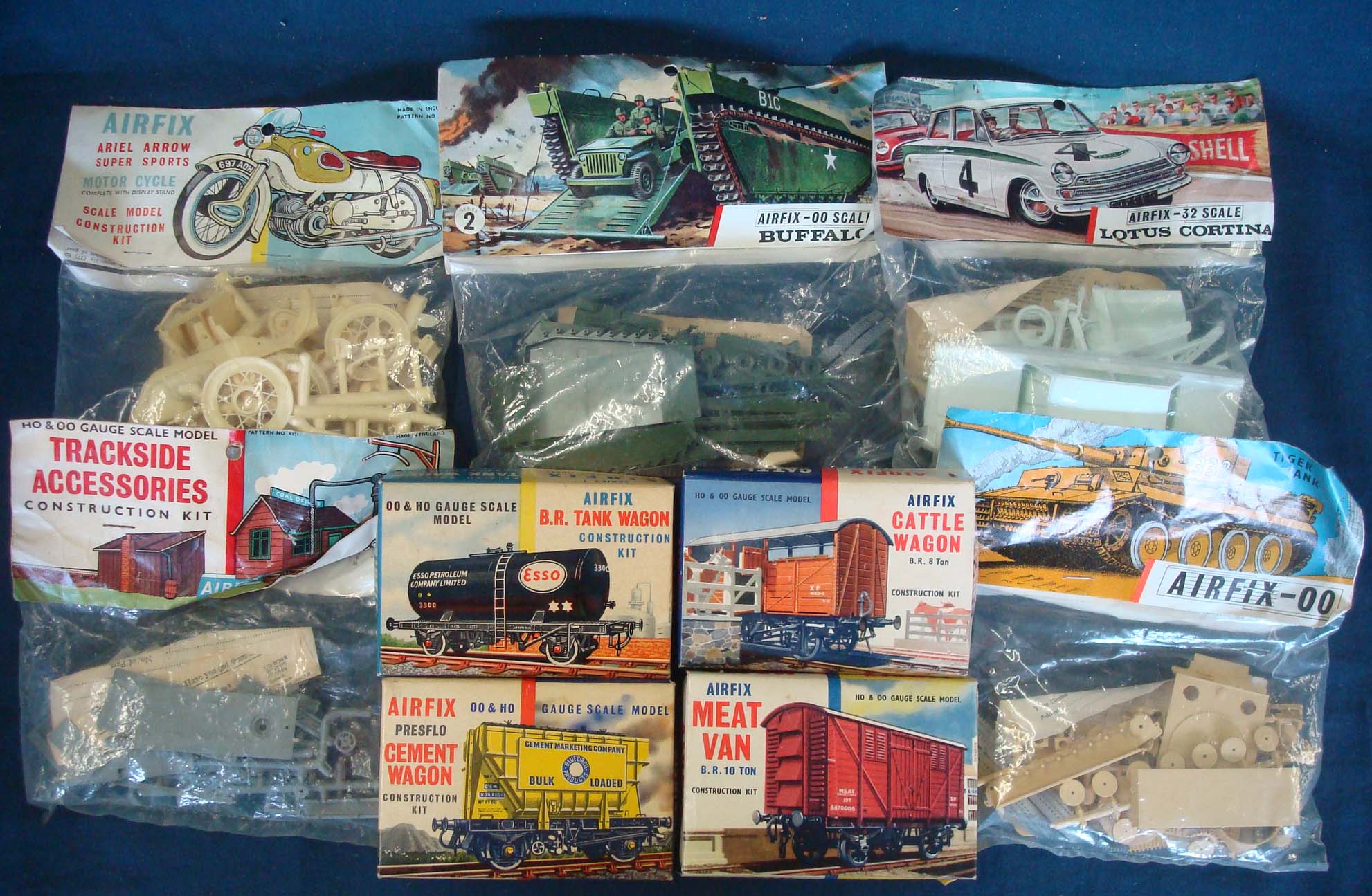 Airfix Model Kits: Selection of Kit to include Ariel Arrow, Buffalo, Lotus Cortina, Trackside