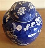 Blue and white Chinese ginger jar, late 19th century.