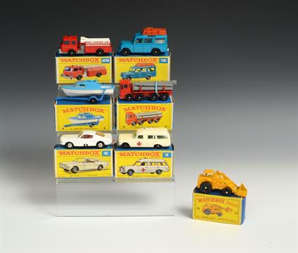 matchbox series no 3 mercedes benz binz ambulance