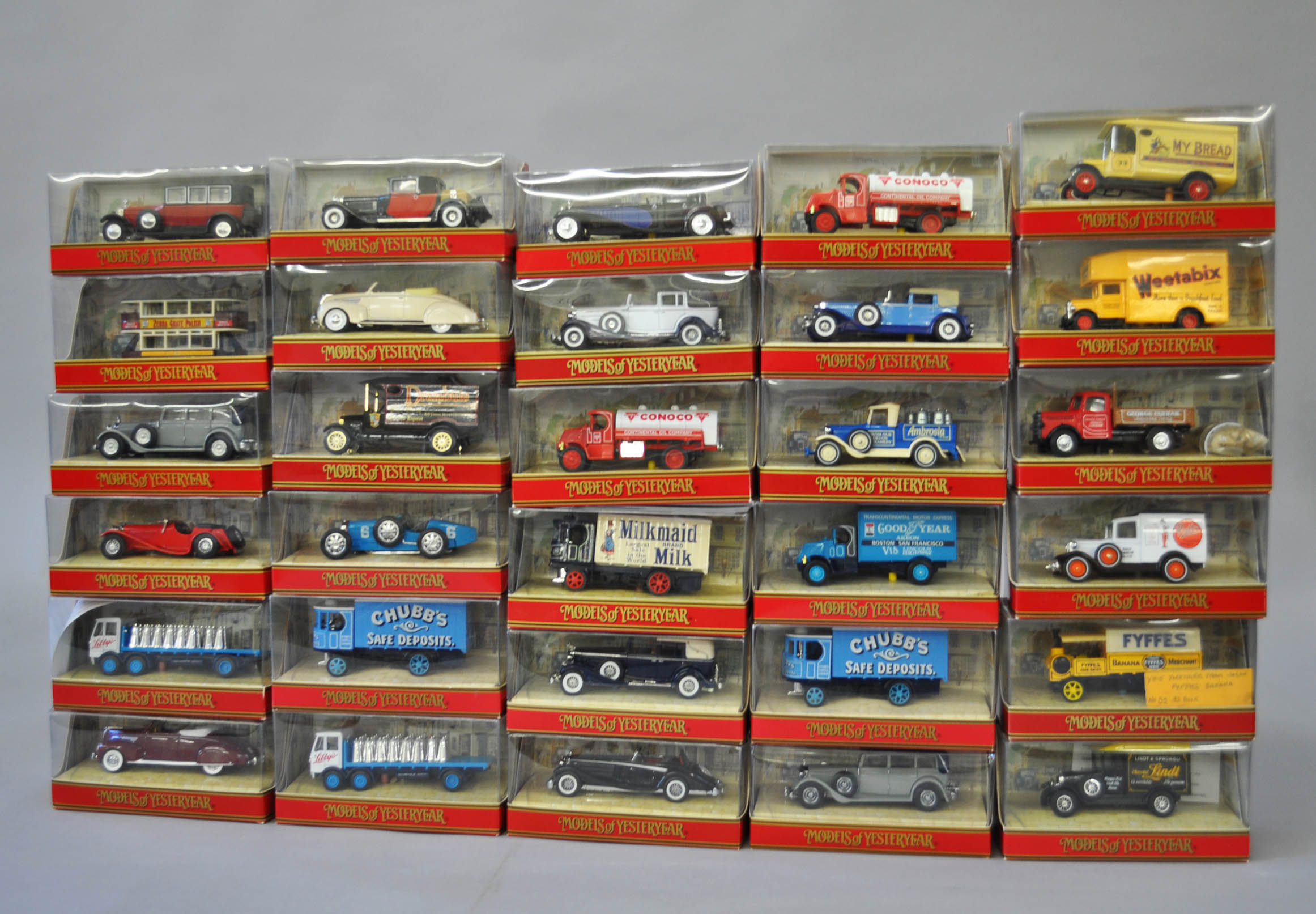 matchbox models of yesteryear display case