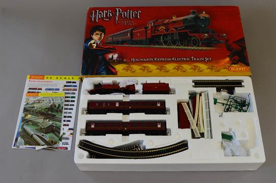 oo gauge hogwarts express