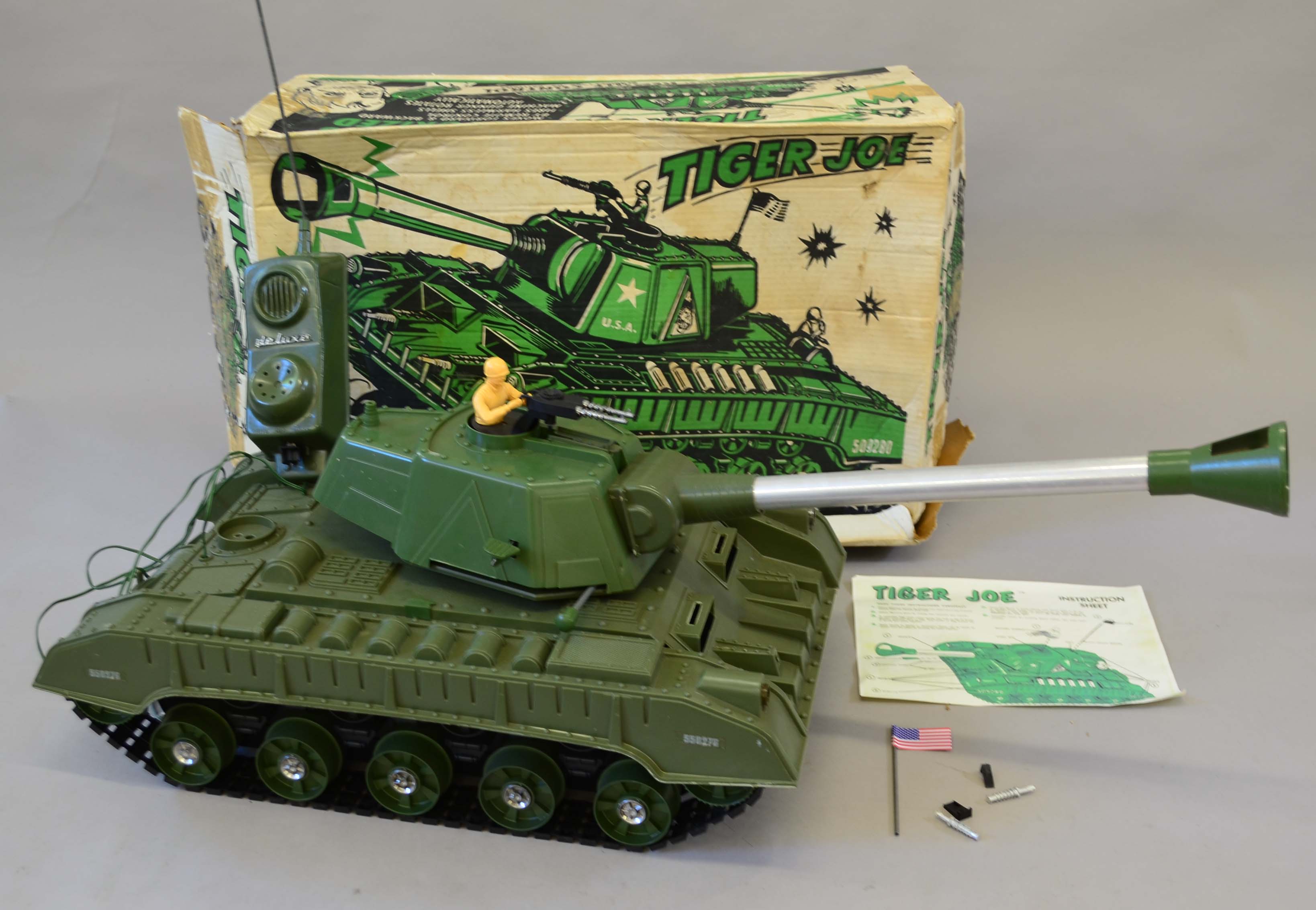 DeLuxe Topper Toys Tiger Joe Tank impressive large scale plastic