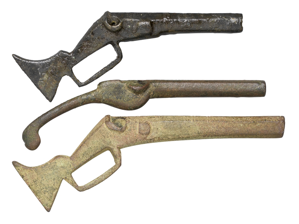 TWO ENGLISH TOY MUSKETS AND A TOY PISTOL, LATE 16TH/EARLY 17TH CENTURY