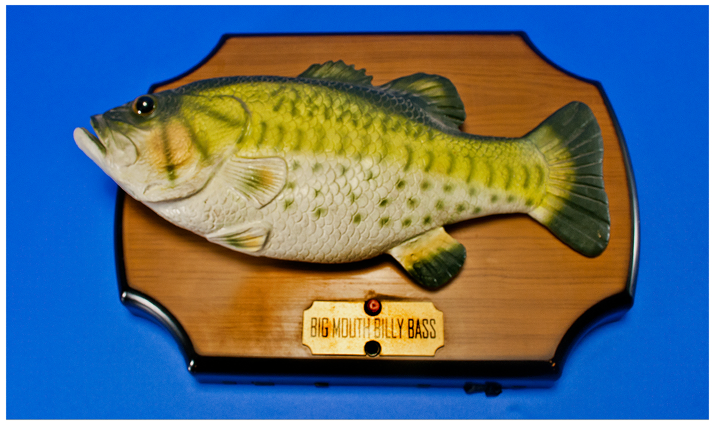 Big Mouth Billy Bass Singing Fish Wall Plaque.