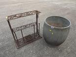 A wrought iron hall stand and a dolly tub (2)