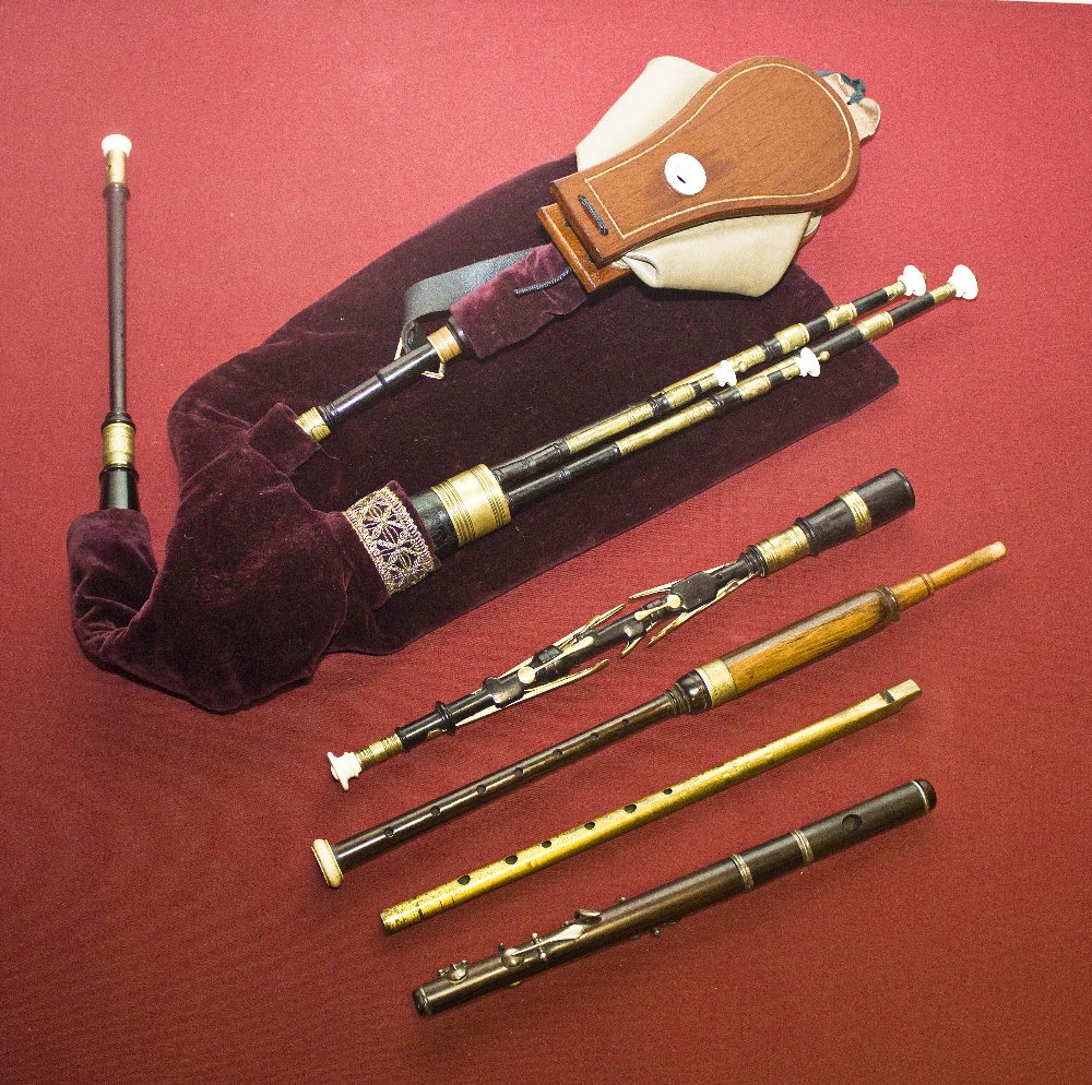 Northumbrian small pipes made by D. G. Burleigh, fitted with a newly made chanter by Hamish Moore Northumbrian small pipes made by D. G. Burleigh, fitted with a newly made chanter by Hamish Moore