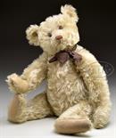 GORGEOUS WHITE STEIFF 1920s ERA TEDDY BEAR WITH BUTTON. This impressive bear is made from long