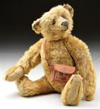 CHARMING EARLY GOLD STEIFF BEAR WITH BUTTON. Circa 1907, hard stuffed, 5-ways jointed Steiff bear