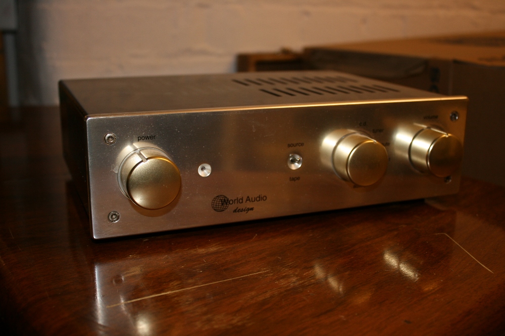 PREAMPLIFIER World Audio Design KLP1 preamplifier. Excellent