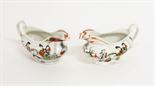 A PAIR OF CHINESE DECORATED PORCELAIN SAUCE BOATS, ORM.