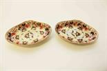 A PAIR OF ENGLISH LOZENGE-SHAPED IMARI STYLE DISHES, c.1800, probably Spode, each decorated with