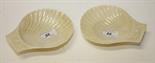 A PAIR OF BELLEEK SCALLOP SHELL BUTTER DISHES,
first period (1863-1890), 6" (15cm). (1).