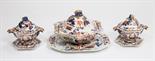 A SIXTY-FOUR PIECE PART EARLY 19TH CENTURY MASONS IRONSTONE DINNER SERVICE, 
comprising a large