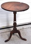 A late Georgian mahogany tripod table, diameter 52cm.