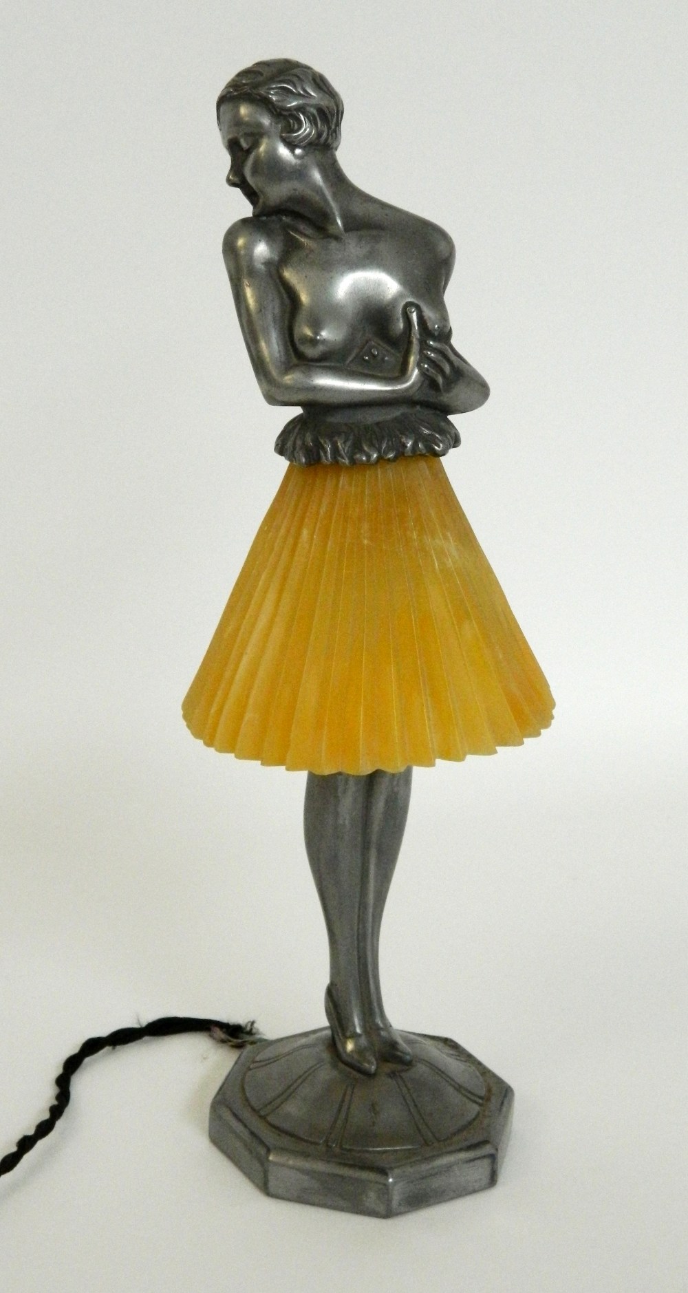 BREVETE ART DECO FIGURAL TABLE LAMP the stylish pewter semiclad female