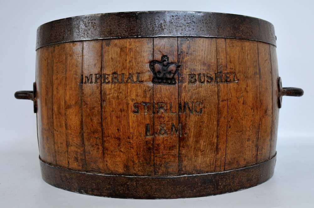 WOODEN GRAIN BUSHEL 1 wooden grain bushel measure circa early 20th