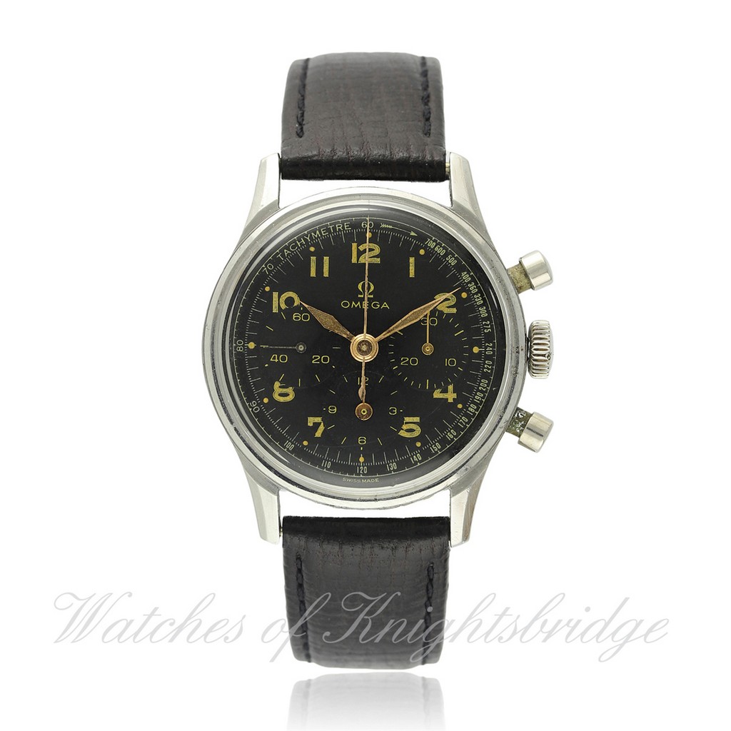 A RARE GENTLEMAN`S STAINLESS STEEL OMEGA CHRONOGRAPH WRISTWATCH CIRCA 1940s, REF. 9688736 D: Black